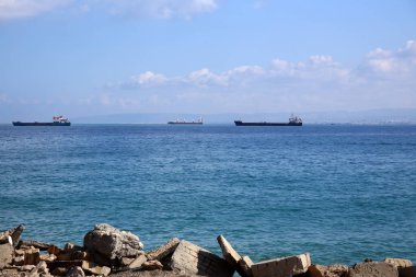 Akdeniz kıyılarında 