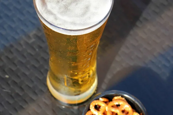 In a glass of beer — Stock Photo, Image