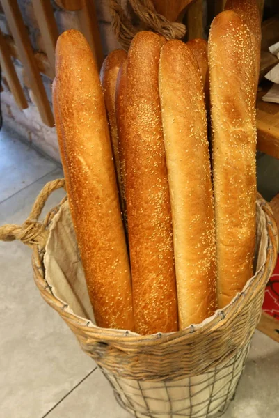 Pão fresco e quente — Fotografia de Stock