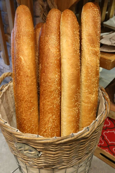 新鲜和热面包φρέσκα και ζεστά ψωμάκια — 图库照片