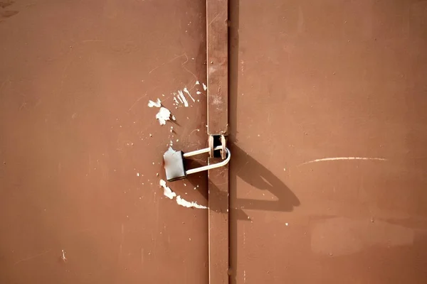 门锁上的门 — 图库照片
