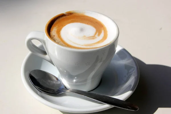 I en mugg kaffe — Stockfoto