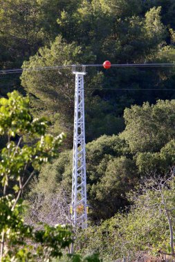 yüksek elektrik direği 