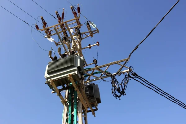 High electric pole — Stock Photo, Image