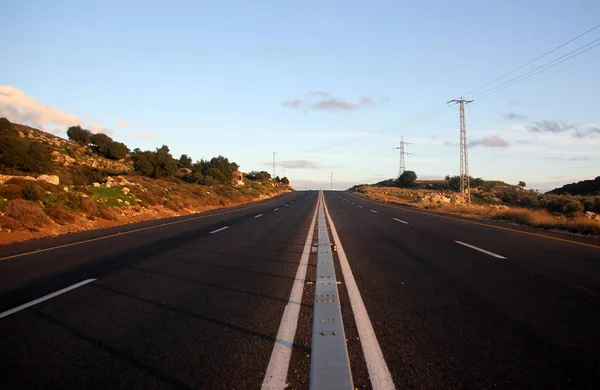 De weg in de verte — Stockfoto