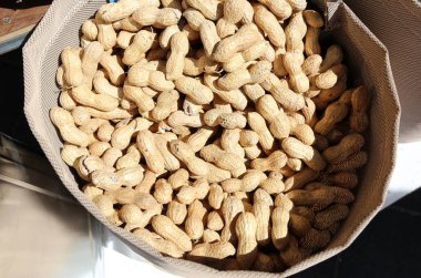 pazarında ürünleri 