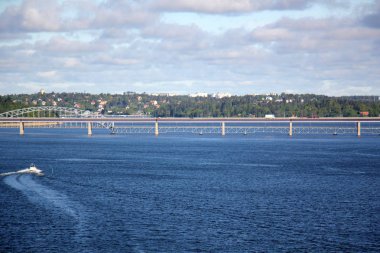 Köprü - yapay bir yapı 