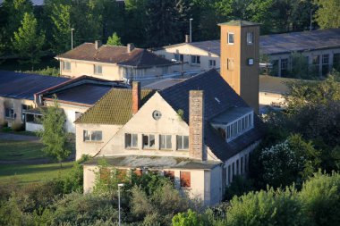 Çatı - binanın üst yapısı 