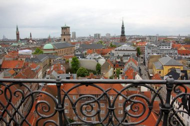 Çatı - binanın üst yapısı 