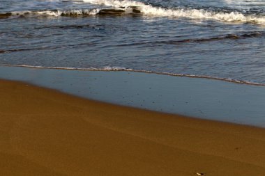 İsrail 'in kuzeyindeki Akdeniz kıyısında. 