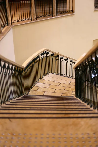Лестница Состоит Ряда Ступеней Служит Подъема Вверх Вниз — стоковое фото
