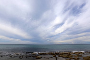 Başının üstüne büyük bir gökyüzü 