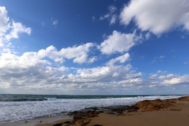 Başının üstüne büyük bir gökyüzü 