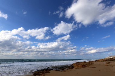 Başının üstüne büyük bir gökyüzü 