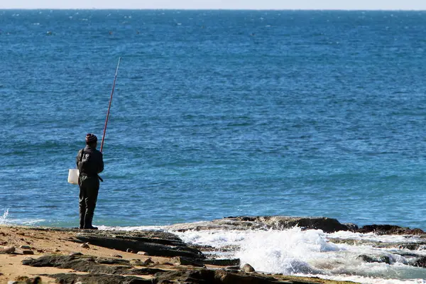 İsrail 'in kuzeyindeki Akdeniz kıyısında.