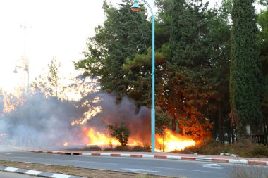 Yangın yanma işlemi ana aşaması ve otomatik yayılma özelliğine sahiptir. 
