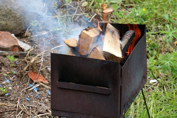 Feuer Ist Die Hauptphase Des Verbrennungsprozesses Und Besitzt Die Eigenschaft — Stockfoto