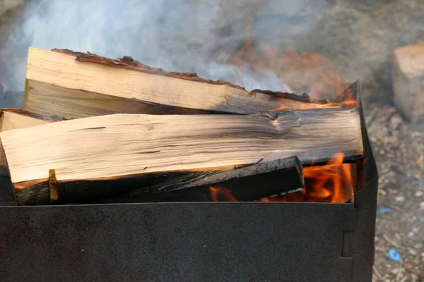 Ogień Jest Główny Etap Procesu Spalania Właściwości Samodzielnego Rozmnażania — Zdjęcie stockowe