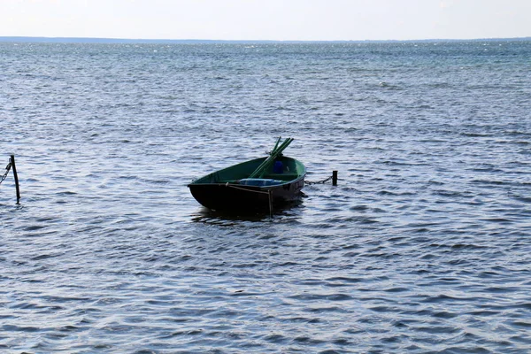 Das Boot Ist Ein Kleines Schiff Für Den Transport Von — Stockfoto