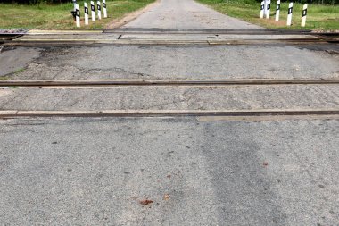 Bir büyük demiryolu parça bir kompleks bir demiryolu parça rehber olan yol formu doğrusal ve mühendislik yapıları olduğunu. 