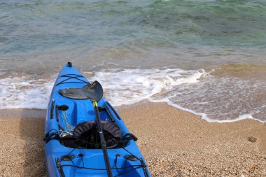 Kayık - kürek seyahat ve spor su üzerinde oynamak için bot 