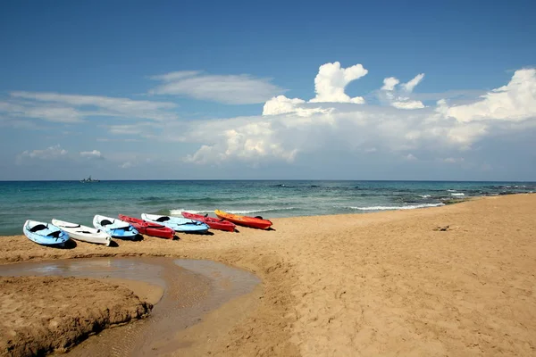 Kayak Bote Remos Para Viajar Practicar Deportes Agua — Foto de Stock