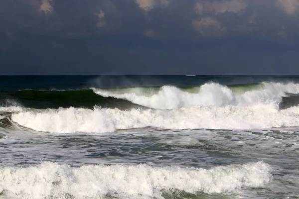 Akdeniz Sahil Srail Kapalı Güçlü Fırtınada — Stok fotoğraf