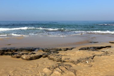 İsrail 'in kuzeyindeki Akdeniz kıyısında. 