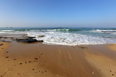 İsrail 'in kuzeyindeki Akdeniz kıyısında. 