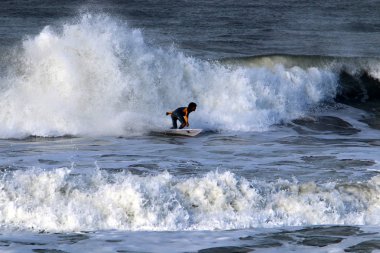 İsrail'in Kuzey Akdeniz'de sörf - ışık özel bir dalga sürme Komiteleri 