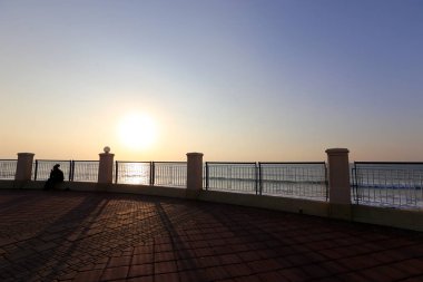 Çit - geçiş için yangın dolapları ve gates geçiş için başka bir bölgede, bir çit korumak için hizmet yapmak. 