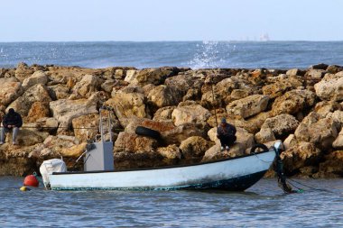 İsrail 'in kuzeyindeki Akdeniz kıyısında. 