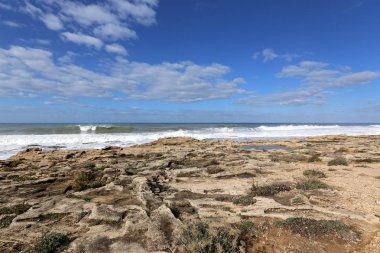 İsrail 'in kuzeyindeki Akdeniz kıyısında. 