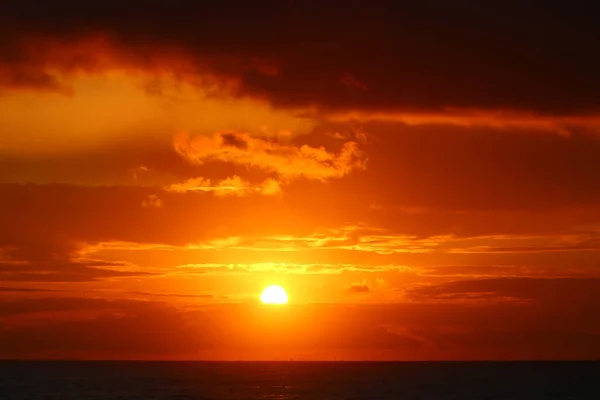 Sol Põe Sobre Horizonte Mar Mediterrâneo Norte Israel — Fotografia de Stock