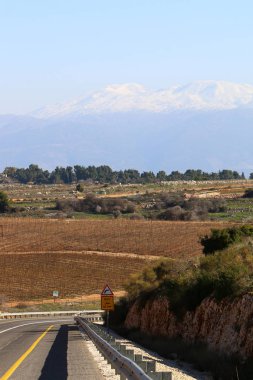 Mount Hermon İsrail ve kış sporları nerede pratik yapabilirsiniz tek yer en yüksek dağıdır. 