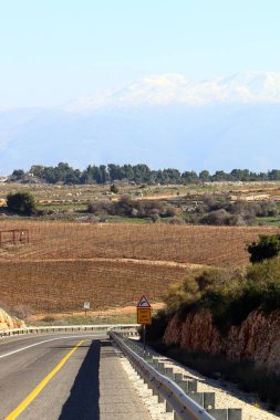 Mount Hermon İsrail ve kış sporları nerede pratik yapabilirsiniz tek yer en yüksek dağıdır. 