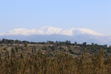 Mount Hermon İsrail ve kış sporları nerede pratik yapabilirsiniz tek yer en yüksek dağıdır. 