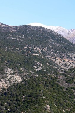 Mount Hermon İsrail ve kış sporları nerede pratik yapabilirsiniz tek yer en yüksek dağıdır. 