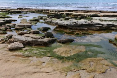 İsrail Kuzey şiddetli bir fırtınanın sonra Akdeniz'de Sahili 