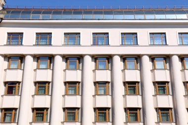 Pencere - ışık içine belgili tanımlık oda ve havalandırma girmek için hizmet inşaat mimari detay 