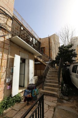 Kudüs, İsrail devletinin başkenti Antik şehri sokaklarında yürümek. 