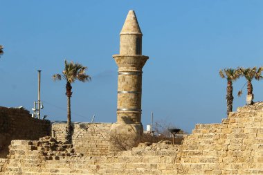 Caesarea İsrail'in Akdeniz kıyılarında antik bir yerleşimdir. 