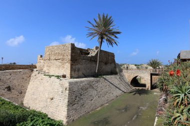 Caesarea İsrail'in Akdeniz kıyılarında antik bir yerleşimdir. 