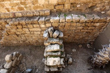 Caesarea İsrail'in Akdeniz kıyılarında antik bir yerleşimdir. 