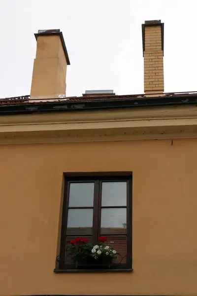 Ein Fenster Ist Eine Öffnung Der Wand Die Zur Aufnahme — Stockfoto