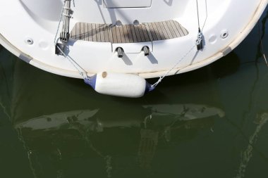 yansıma bitki ve su yapıları 