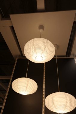 Fener - taşınabilir veya sabit yapay ışık kaynağı 