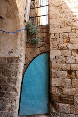 Kapı - duvar girmek ve oda bırakarak bir açılış 