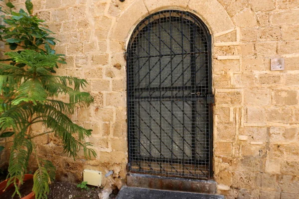Kapı Duvar Girmek Oda Bırakarak Bir Açılış — Stok fotoğraf
