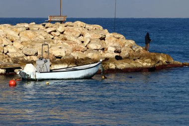 yılında Akko şehrin iskelede küçük balıkçı teknesi olduğunu 